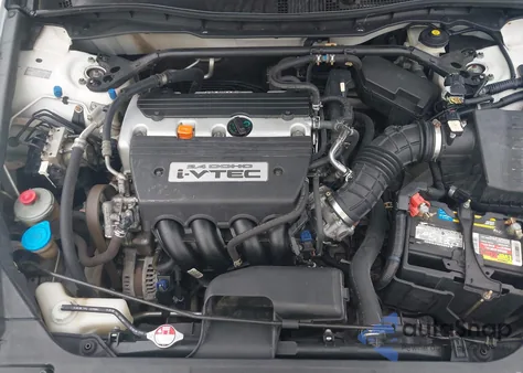 2009 Honda Accord 2.4 Ex-L z USA, uszkodzony, nr VIN 1HGCP26809A012238